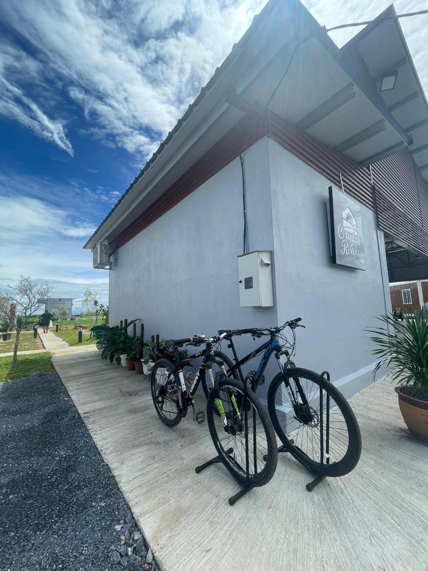 Country Road Homestay Simpang Empat  ภายนอก รูปภาพ